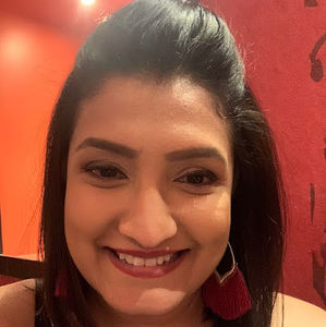 Meet your Posher, Andrea